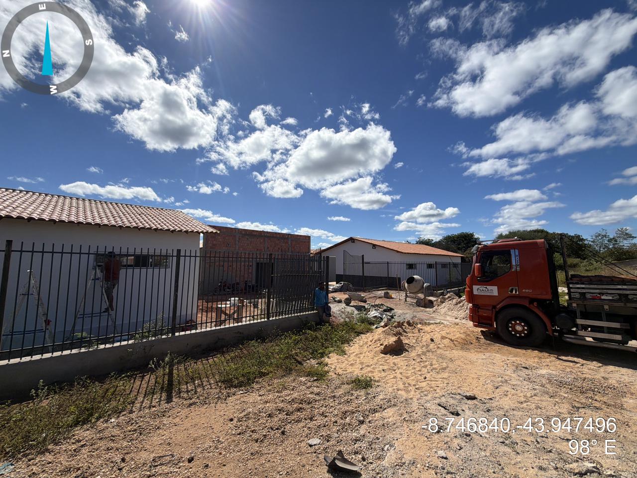 Contratação de empresa de engenharia para construção da Unidade Escolar Waldemiro Oliveira Lima, na localidade Lagoa Grande, zona rural do município de Cristino Castro - Pi